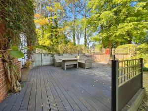 Photo 17- click for photo gallery